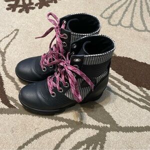 Sorel Kids Lexi Wedge boots 🥾